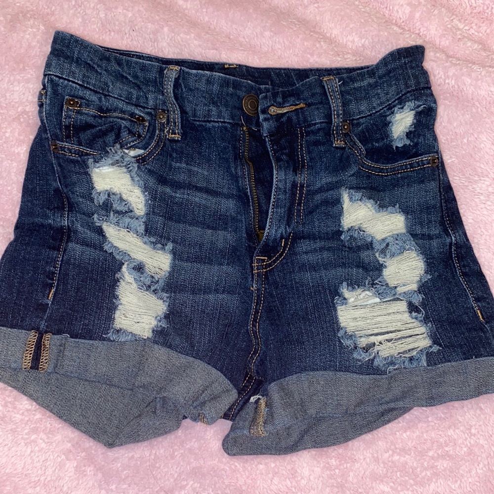 Aero Higg Rise Curvy Ripped Jean Shorts